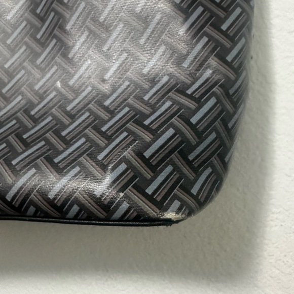 Sondra Roberts Squared Large Tote Bag - Picture 3 of 6